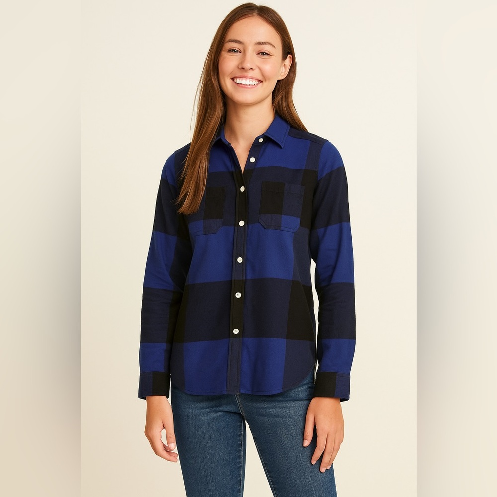 Mossimo Supply Co. plaid Bold Blue Checkered plaid flannel button up